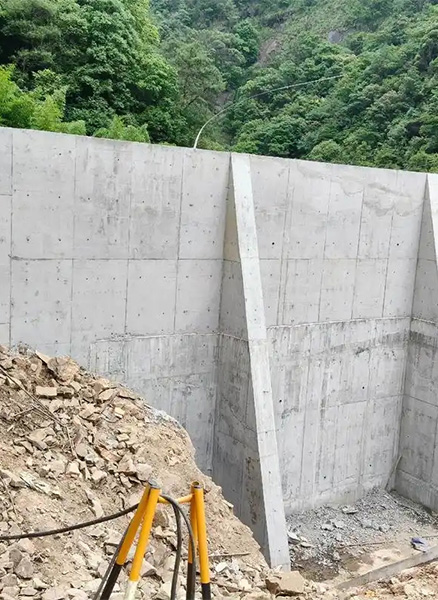 威海文登重力式挡土墙